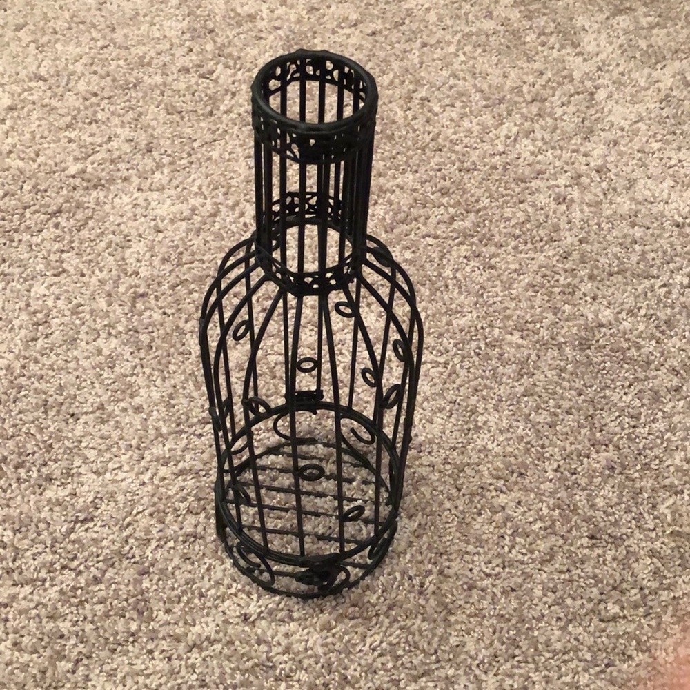 Decorative wine bottle holder